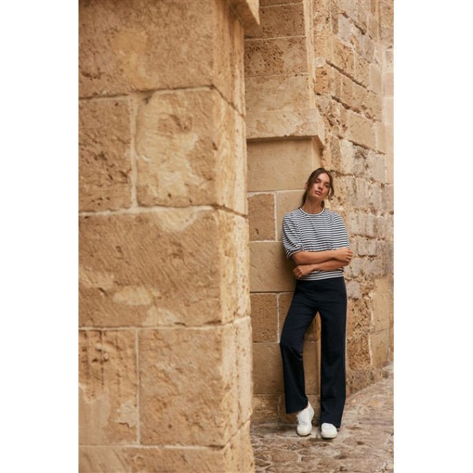 Lady day streep top Amie Blue simple white